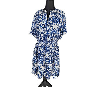 H&M Woman's Blue Geometric Fit Flare Dress Size Large Lined Elastic Waist V Neck